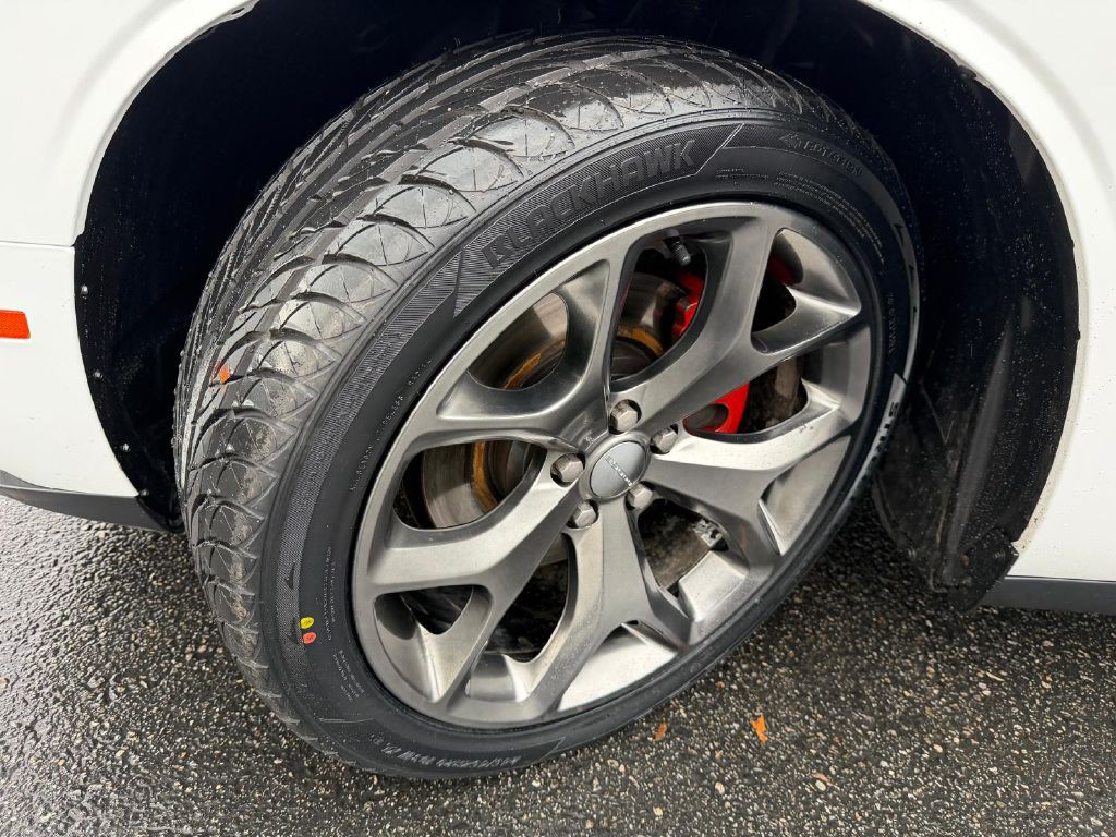 2015 Dodge Challenger Image 28