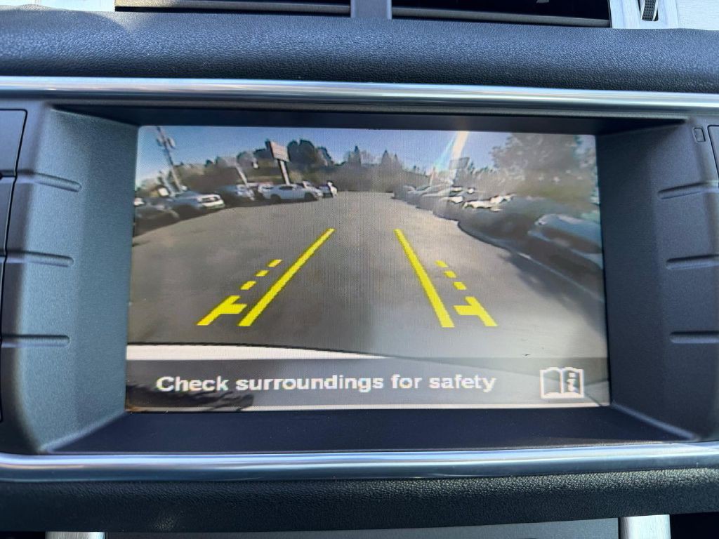 2015 Land Rover Range Rover Evoque Image 26