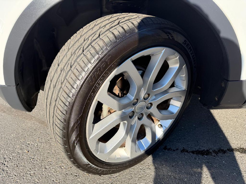 2015 Land Rover Range Rover Evoque Image 30