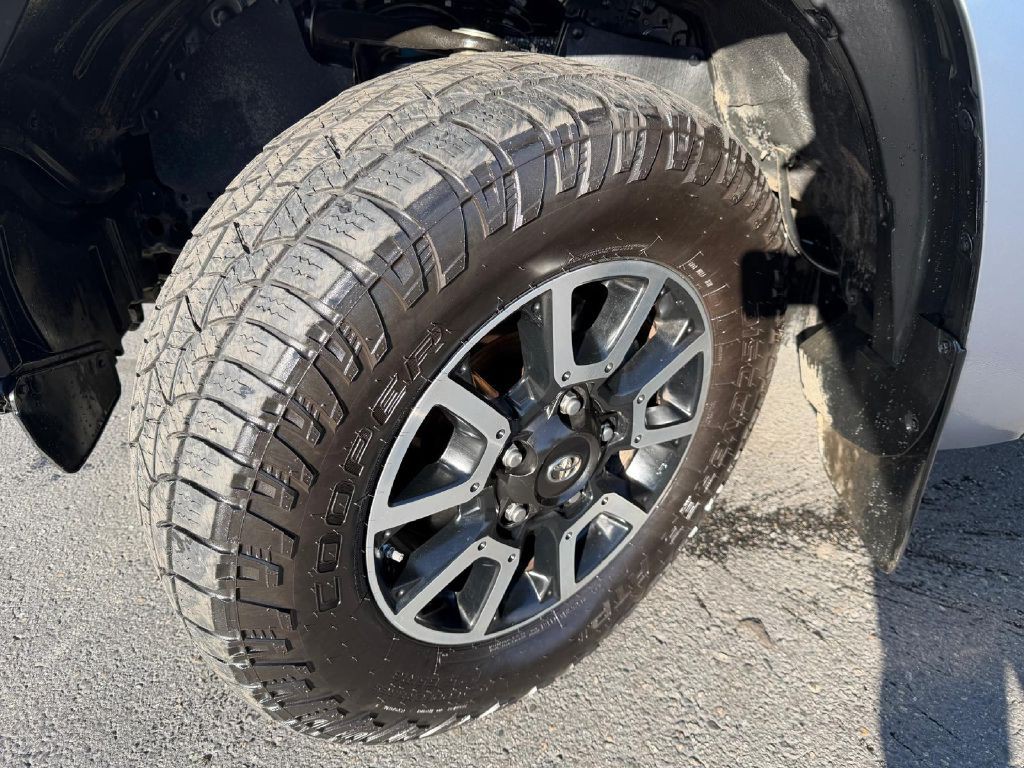 2018 Toyota Tundra Image 31