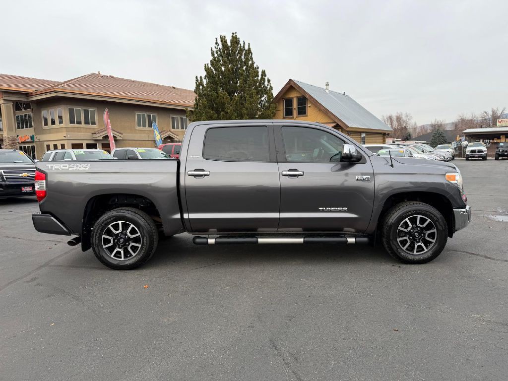 2017 Toyota Tundra Image 8