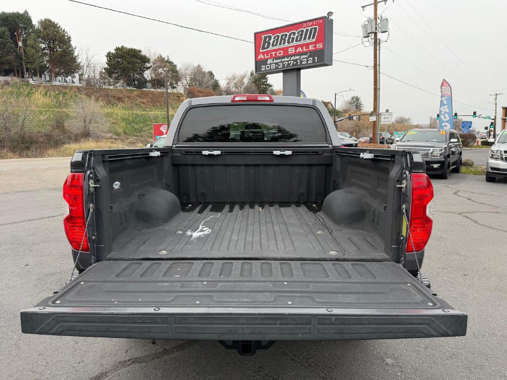 2017 Toyota Tundra Image 11