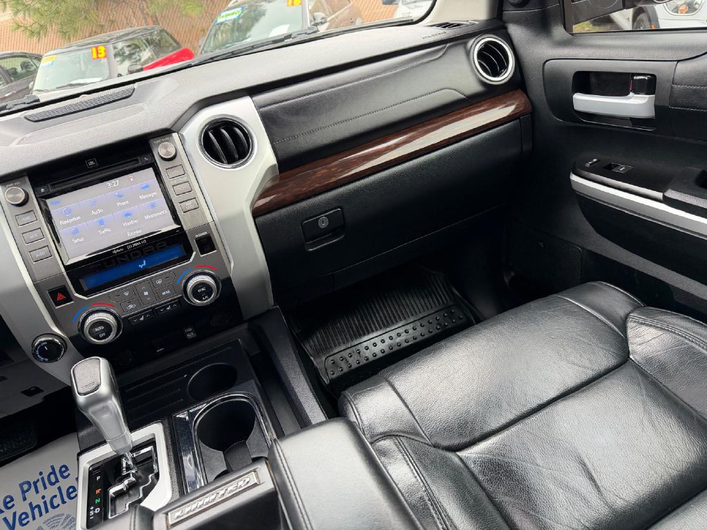 2017 Toyota Tundra Image 21