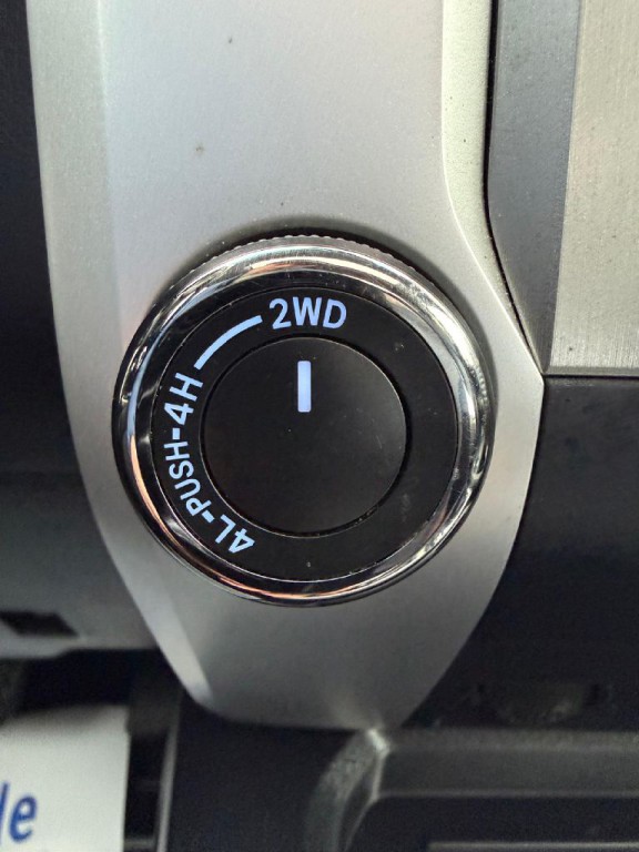 2017 Toyota Tundra Image 26