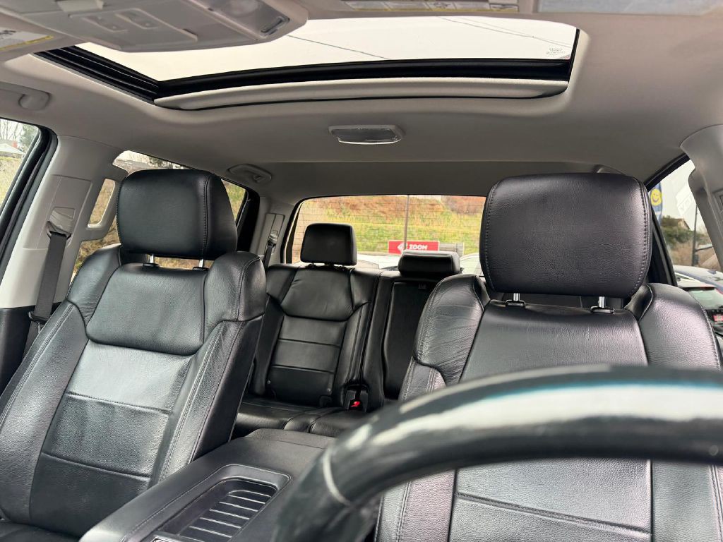 2017 Toyota Tundra Image 32