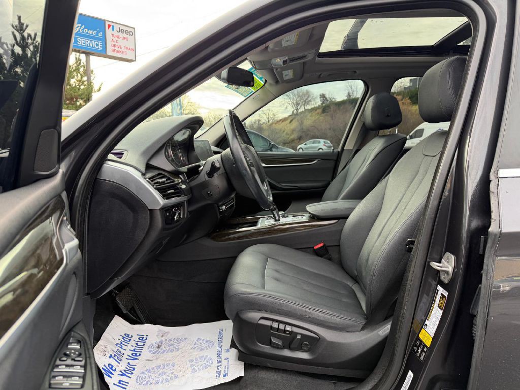 2015 BMW X5 Image 12