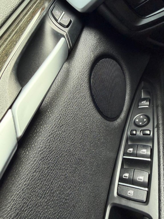 2015 BMW X5 Image 25