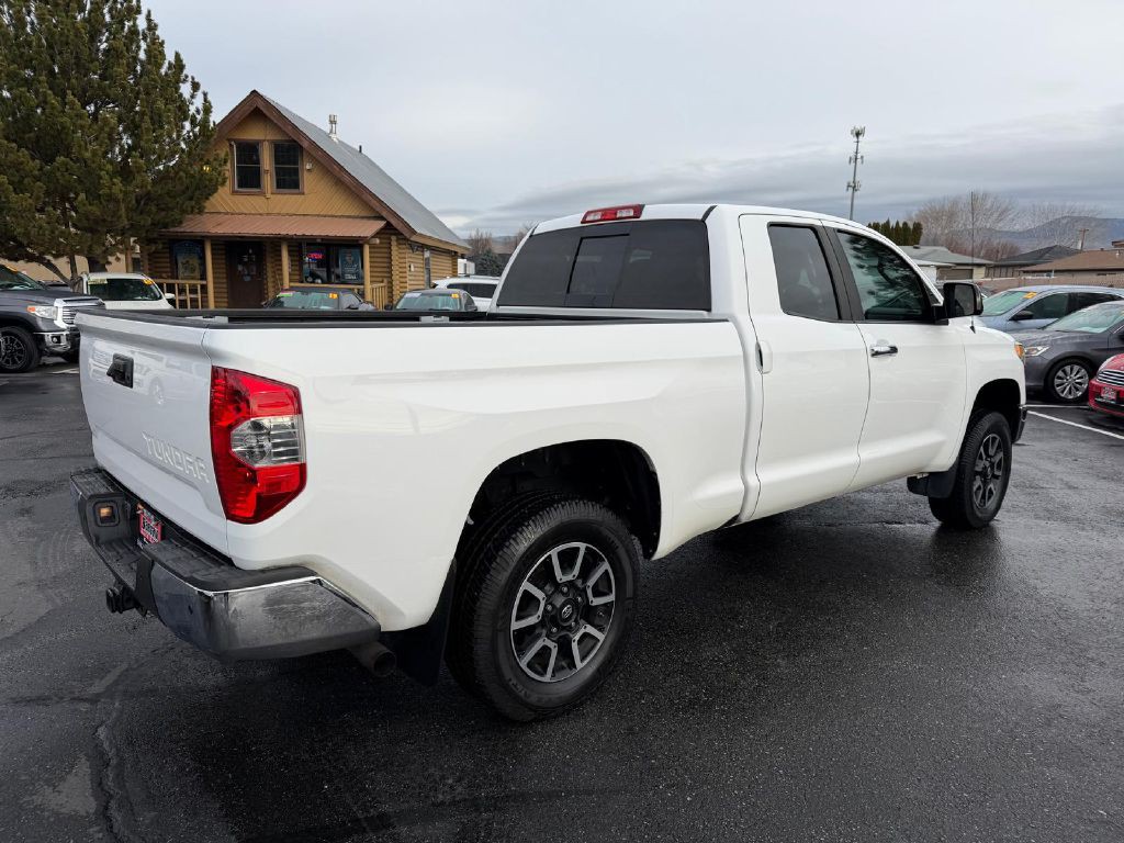 2015 Toyota Tundra Image 7