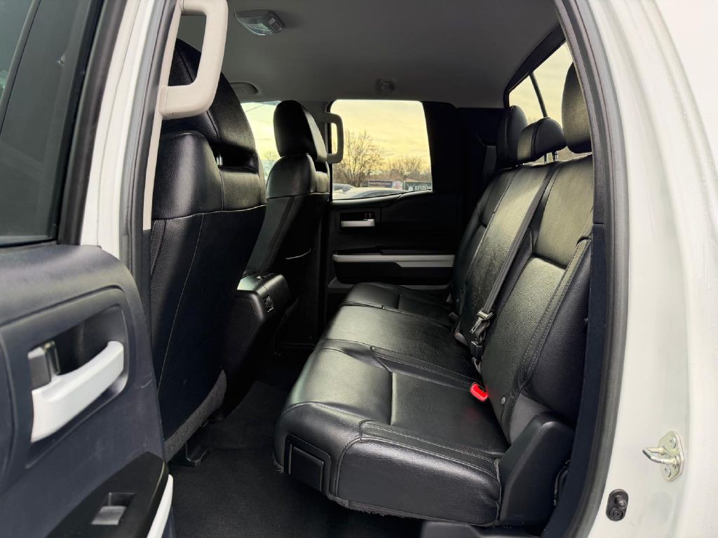 2015 Toyota Tundra Image 13