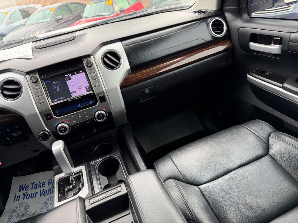 2015 Toyota Tundra Image 21