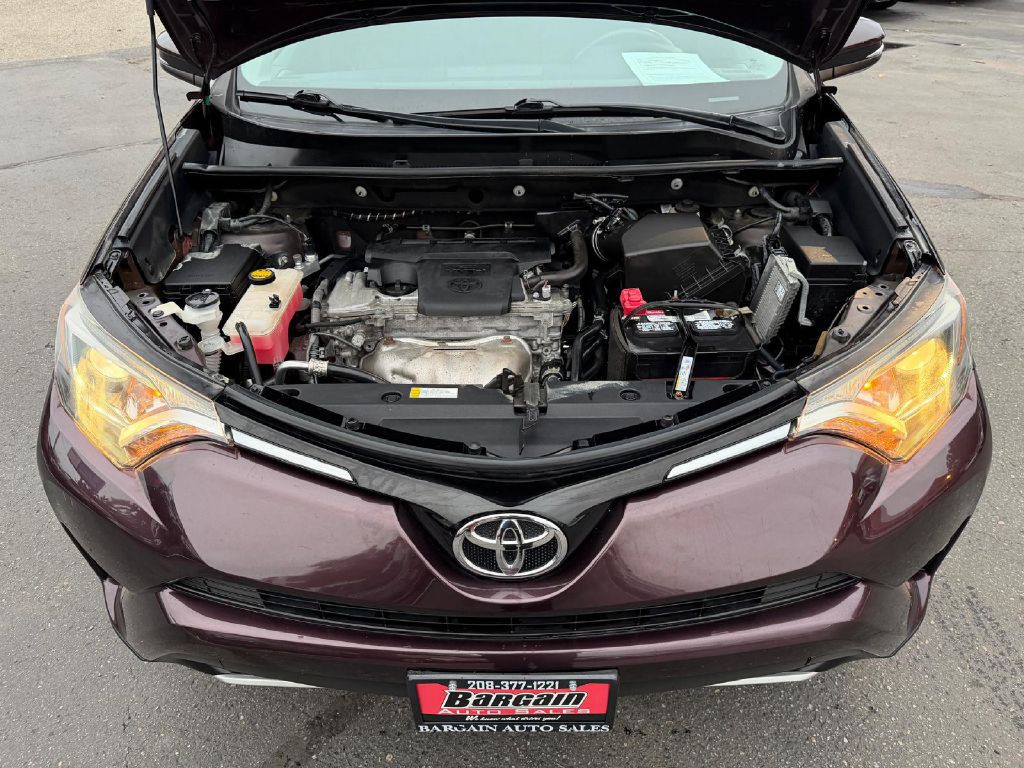 2016 Toyota Rav4 Image 10