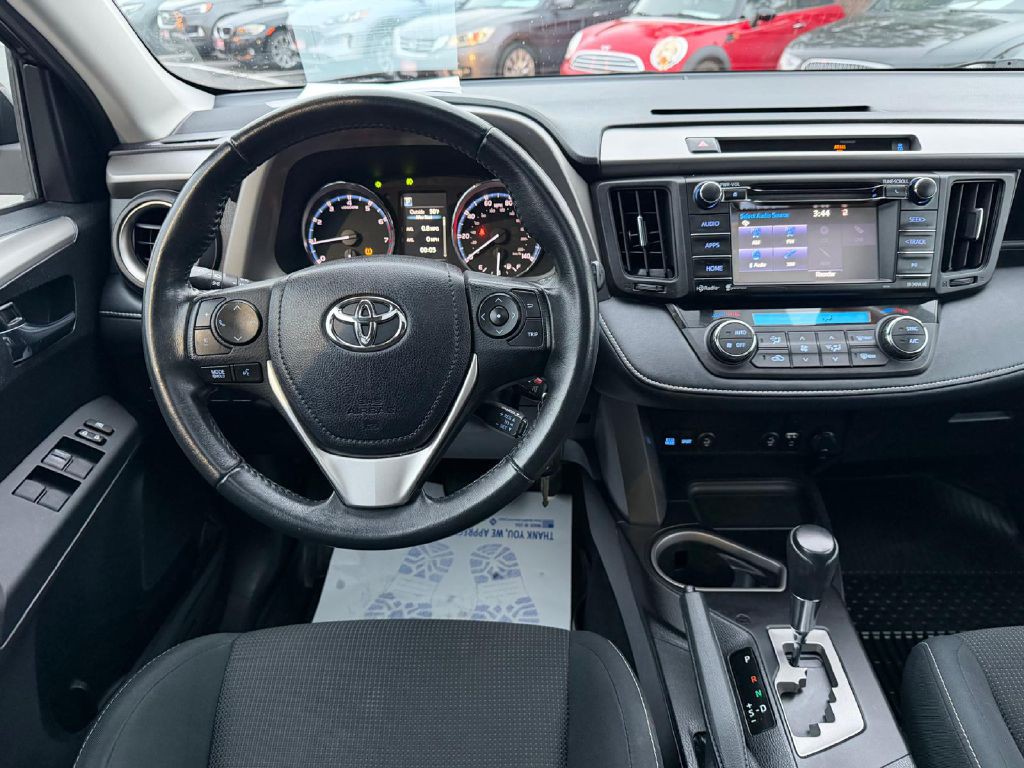 2016 Toyota Rav4 Image 17