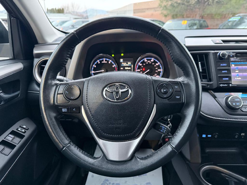 2016 Toyota Rav4 Image 18