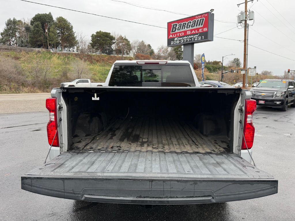 2019 Chevrolet Silverado 1500 Image 11