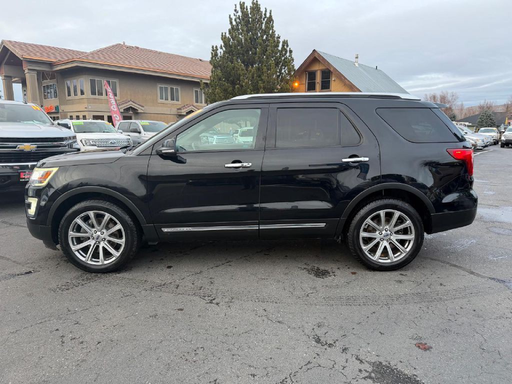 2017 Ford Explorer Image 4