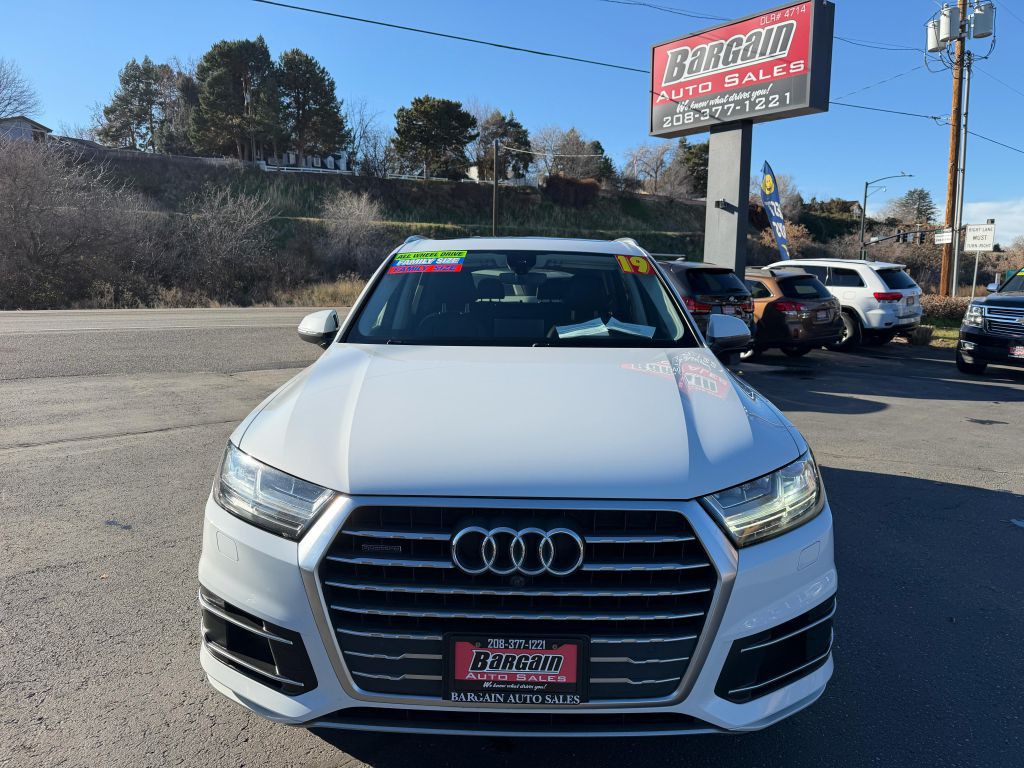 2019 Audi Q7 Image 2