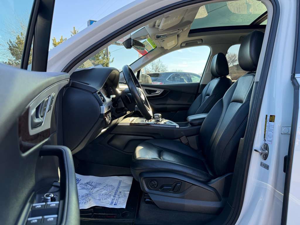 2019 Audi Q7 Image 12