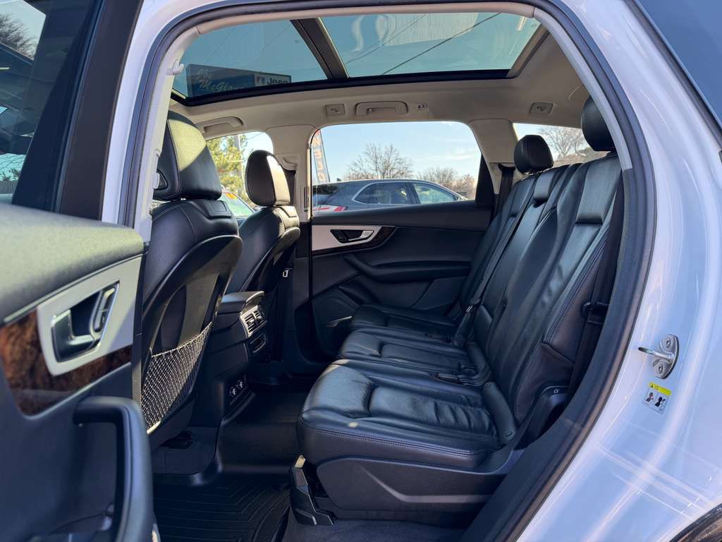 2019 Audi Q7 Image 13