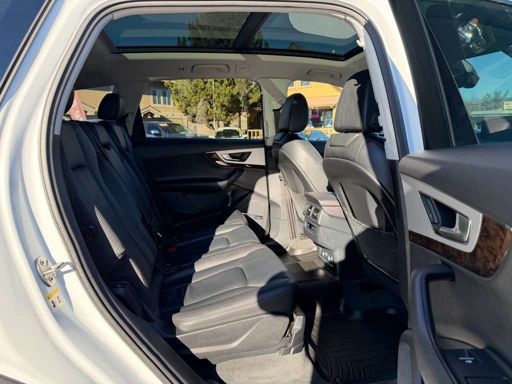 2019 Audi Q7 Image 16