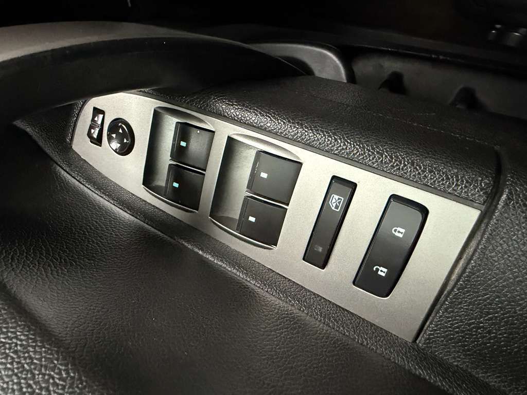 2013 Chevrolet Silverado 1500 Image 25