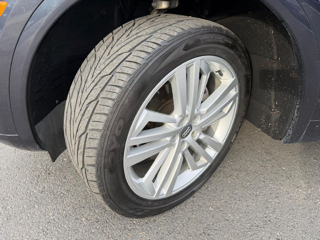 2018 Audi Q5 Image 32