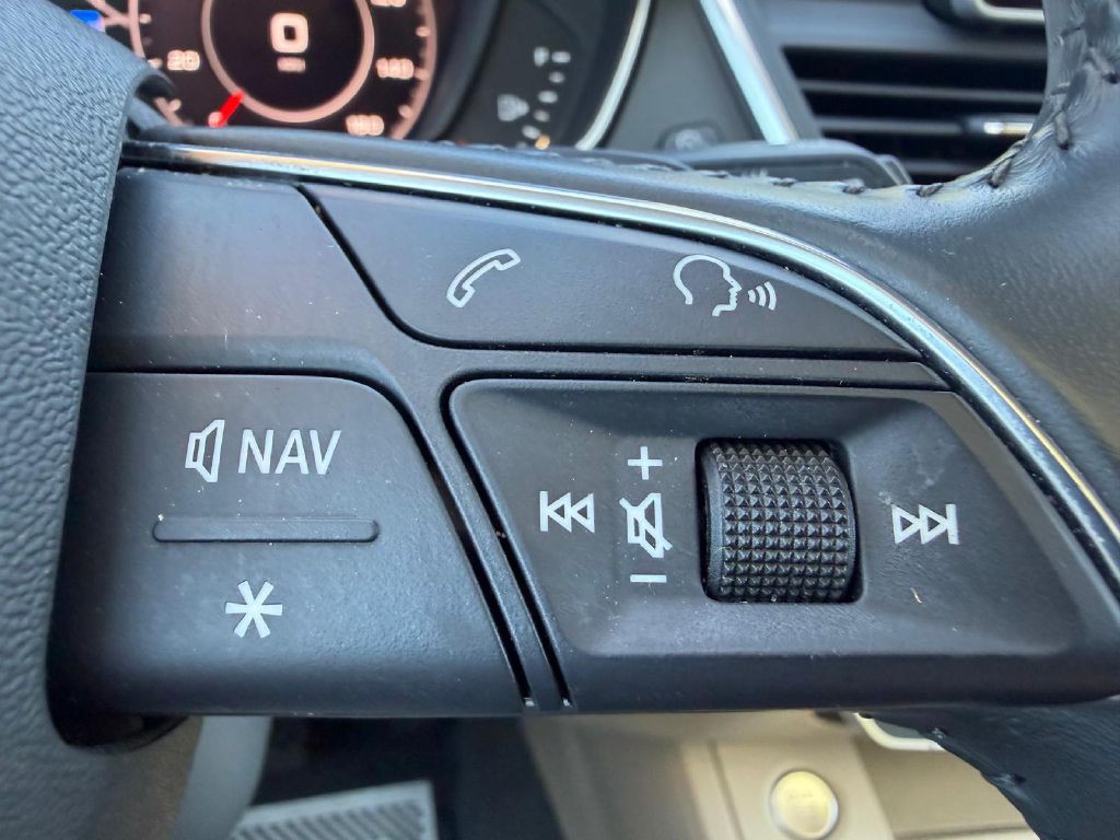 2018 Audi Q5 Image 32