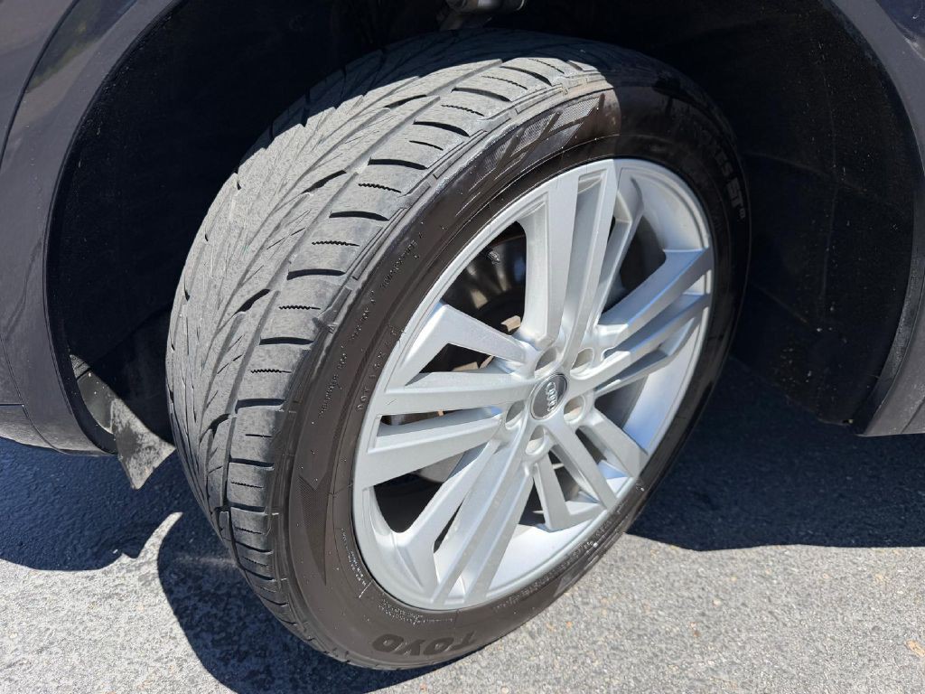 2018 Audi Q5 Image 35