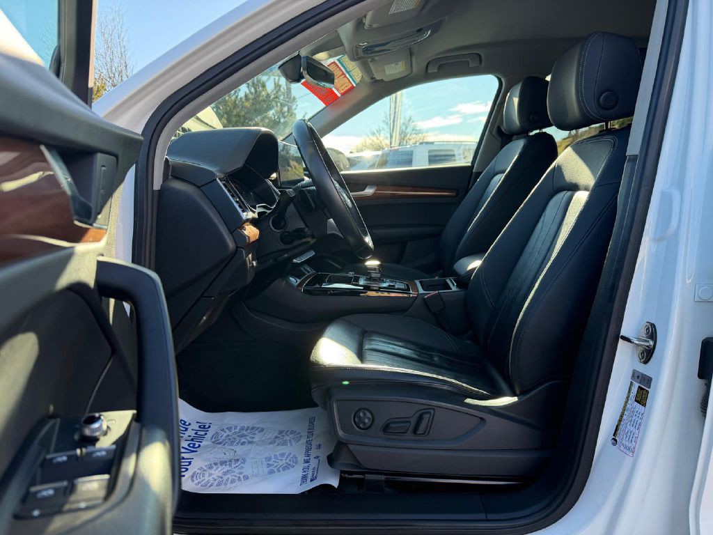 2021 Audi Q5 Image 12