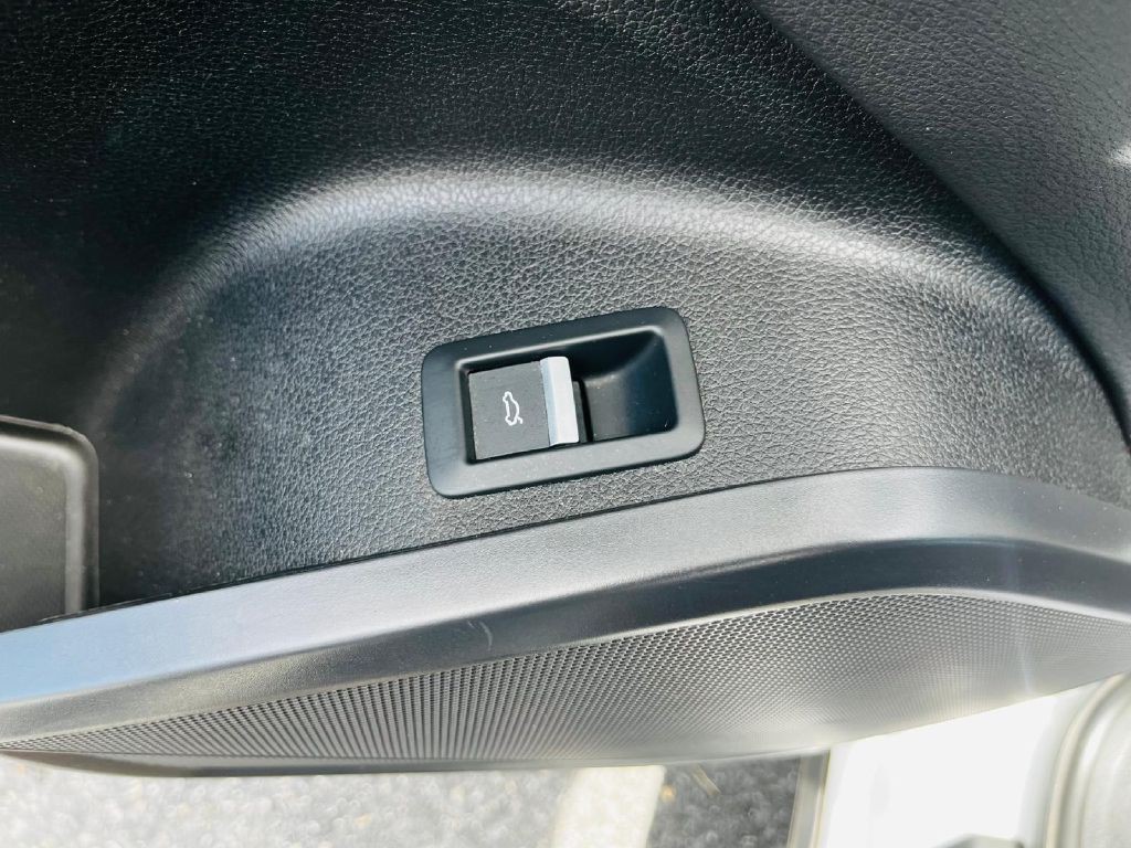 2021 Audi Q5 Image 25