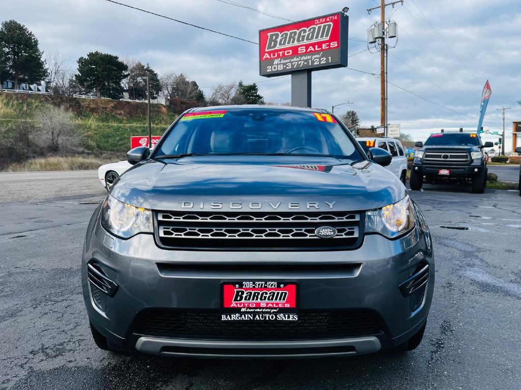 2017 Land Rover Discovery Sport Image 2
