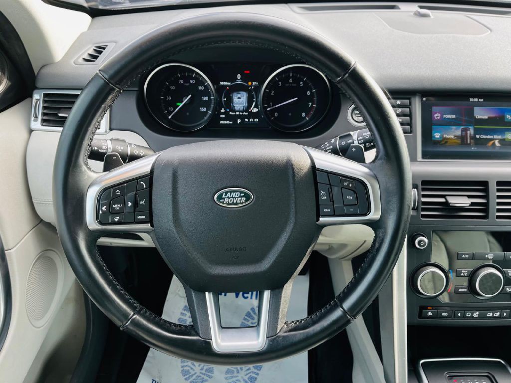 2017 Land Rover Discovery Sport Image 20