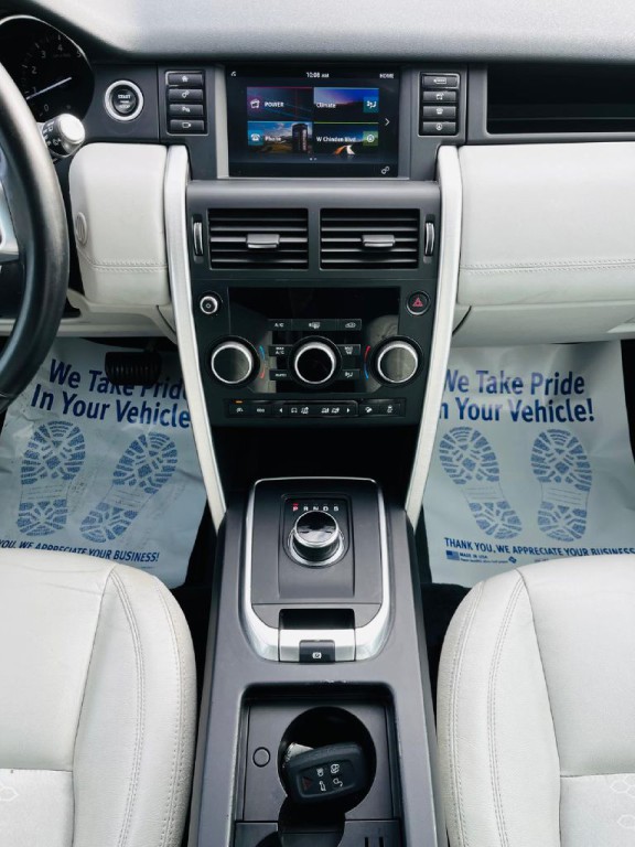 2017 Land Rover Discovery Sport Image 21