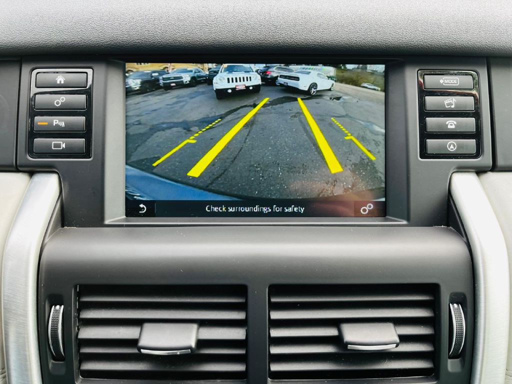 2017 Land Rover Discovery Sport Image 28