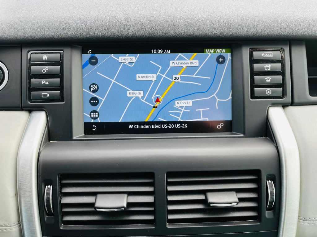 2017 Land Rover Discovery Sport Image 29