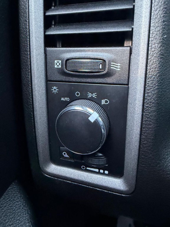 2017 RAM 3500 Image 26