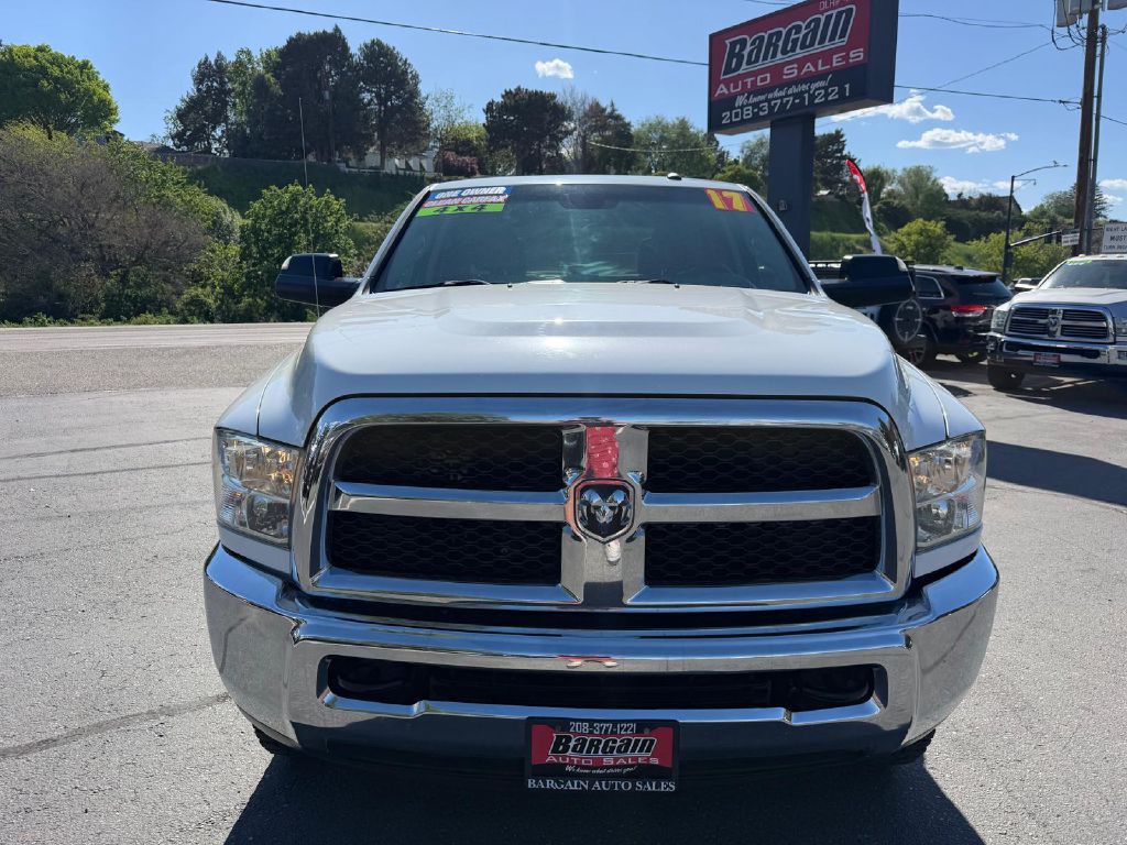 2017 RAM 3500 Image 2