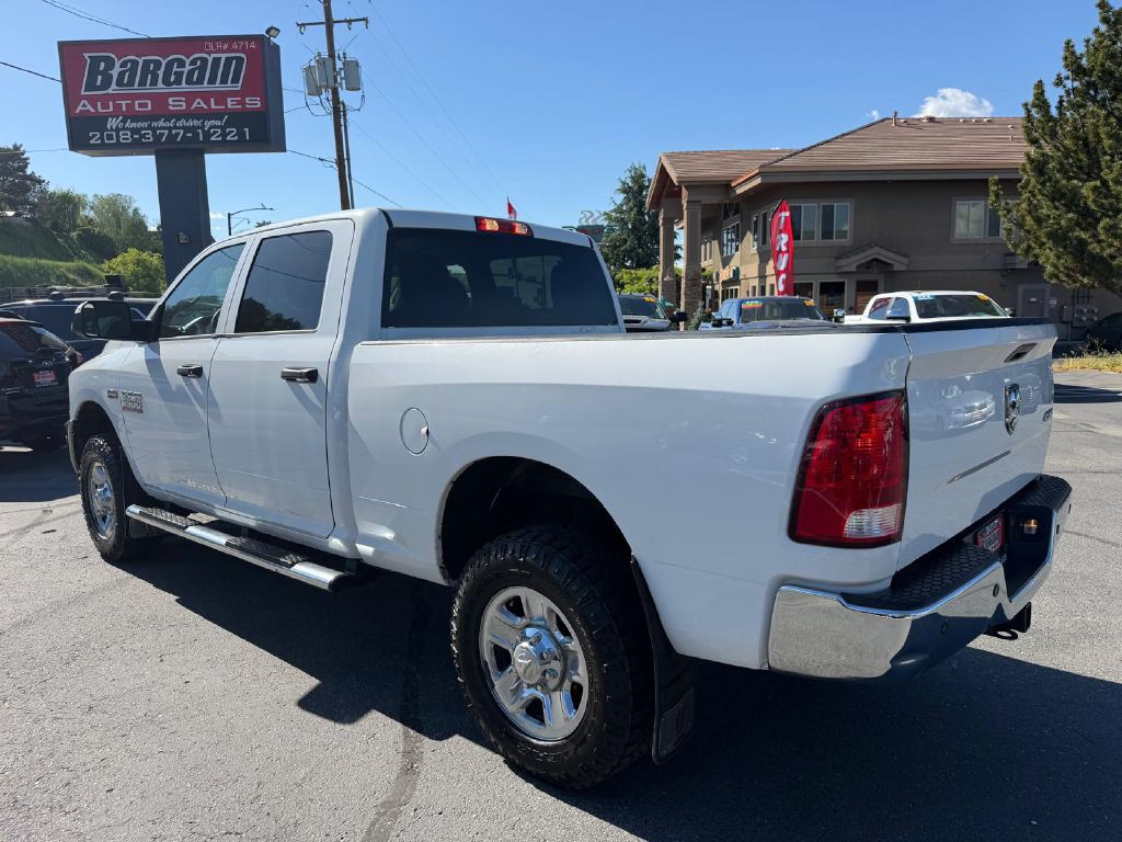 2017 RAM 3500 Image 5