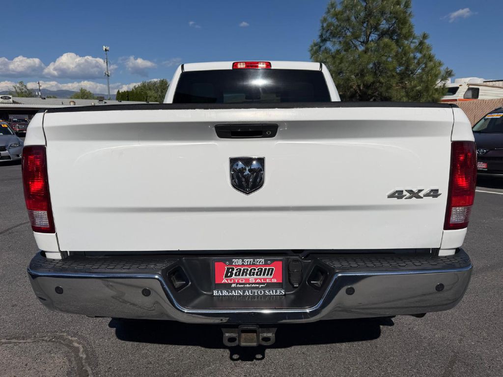 2017 RAM 3500 Image 6