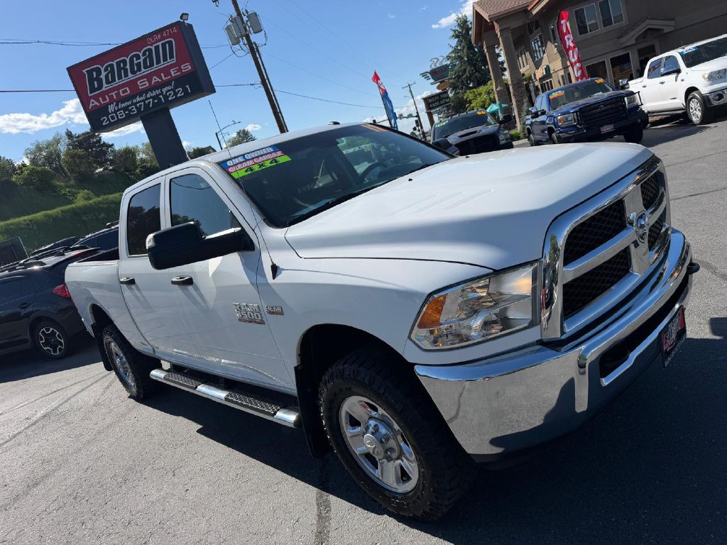 2017 RAM 3500 Image 9