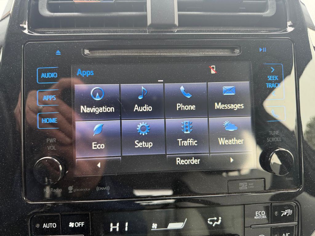 2016 Toyota Prius Image 24