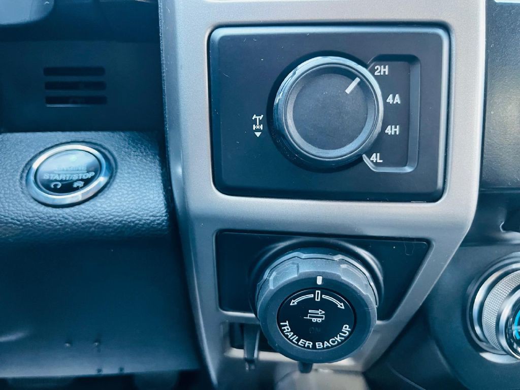 2016 Ford F-150 Image 28