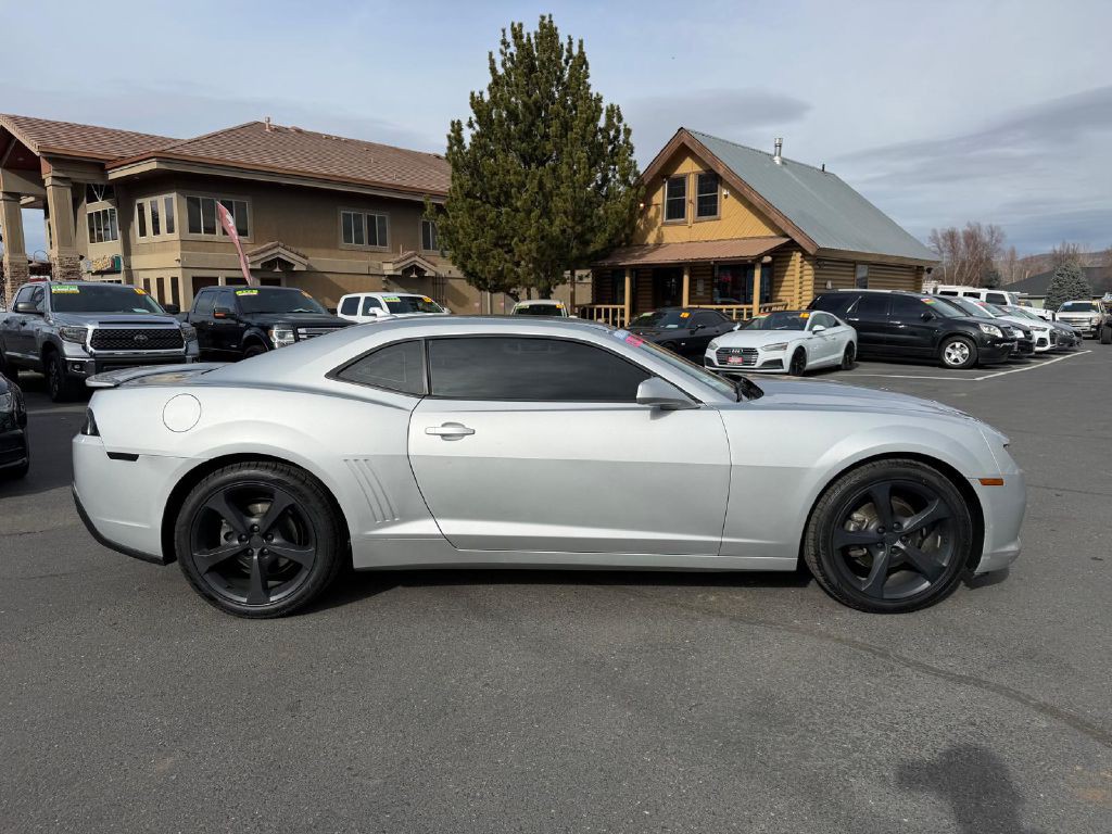 2015 Chevrolet Camaro Image 8