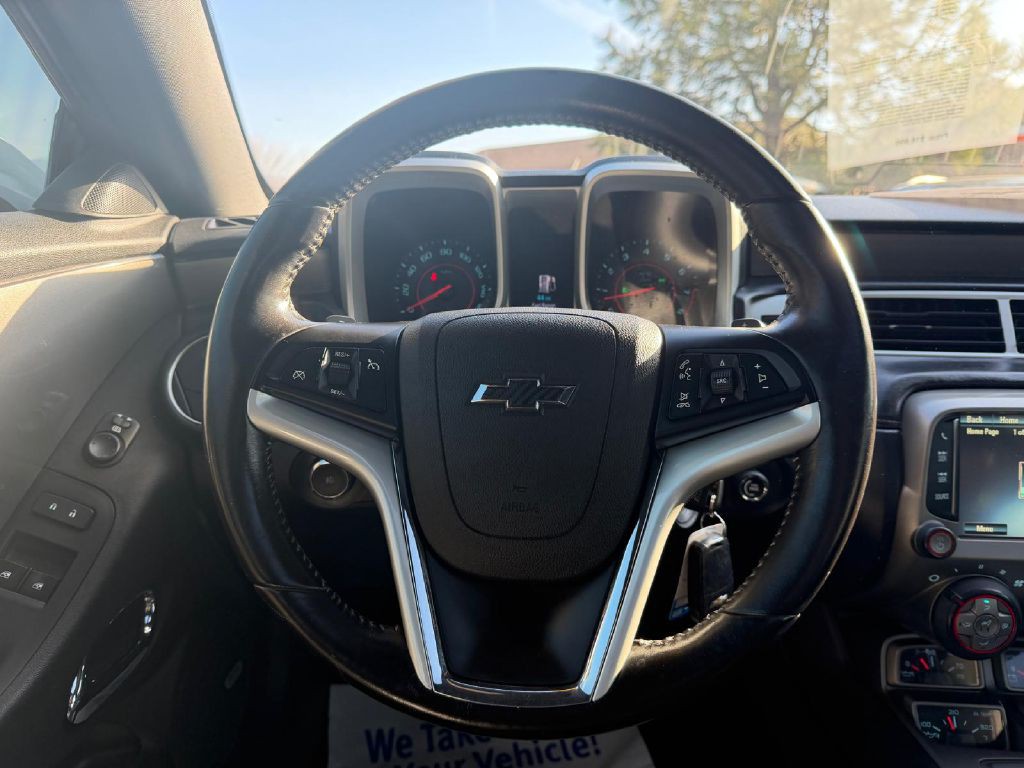 2015 Chevrolet Camaro Image 18