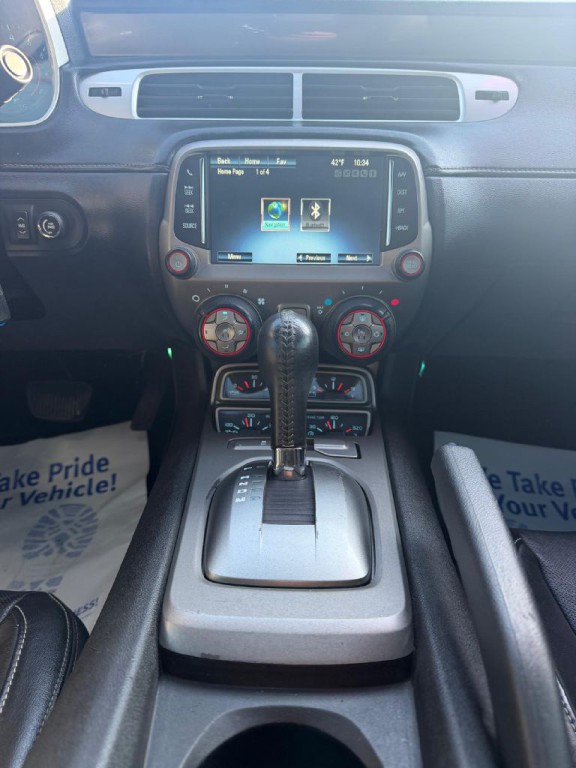 2015 Chevrolet Camaro Image 19