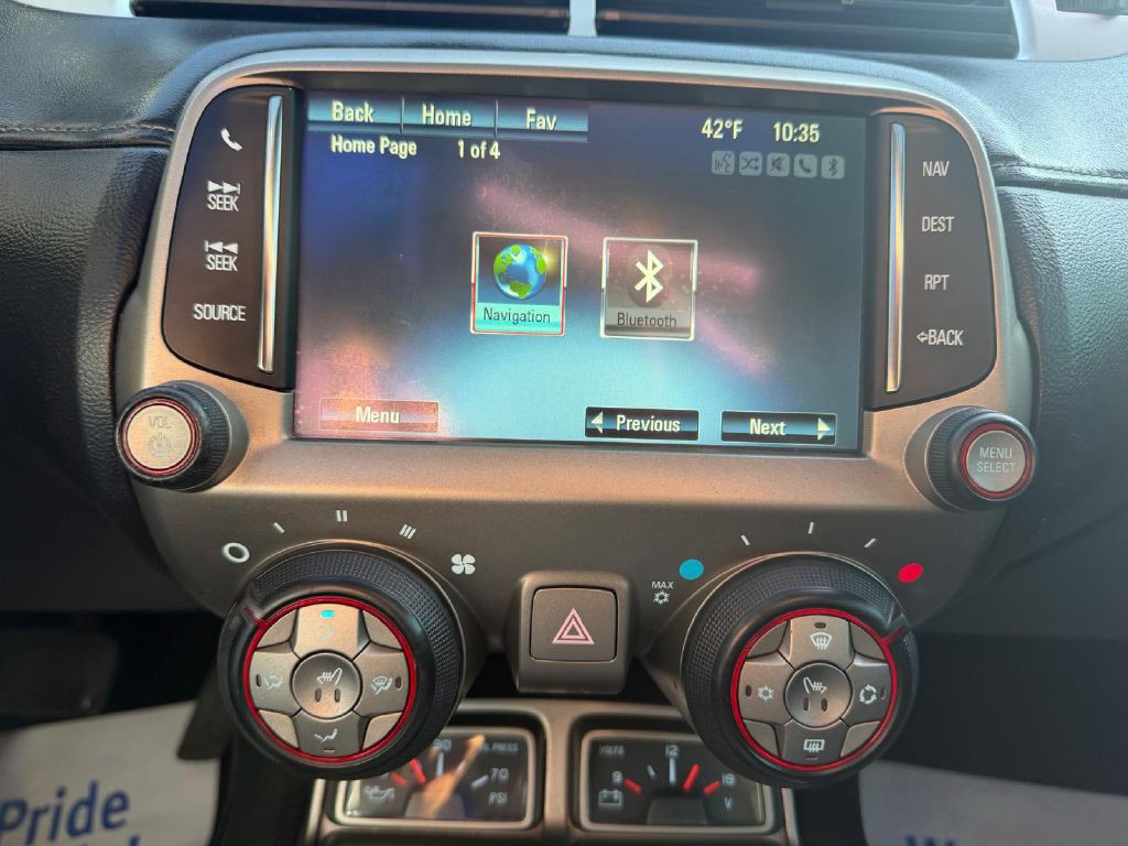 2015 Chevrolet Camaro Image 23