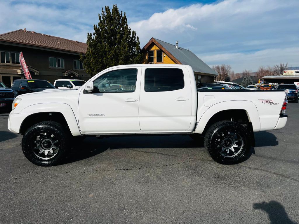 2013 Toyota Tacoma Image 4