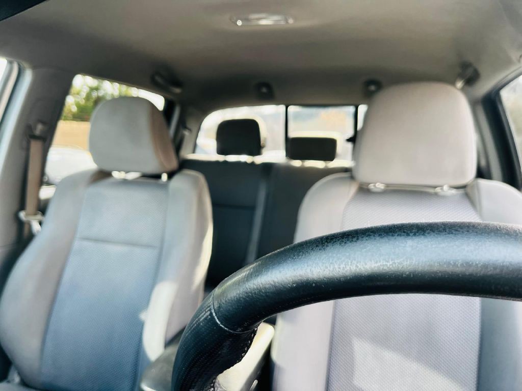 2013 Toyota Tacoma Image 28