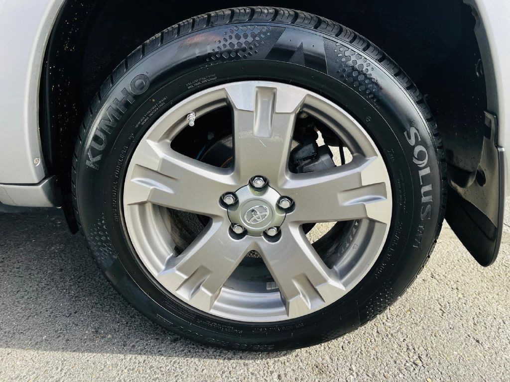 2009 Toyota Rav4 Image 30