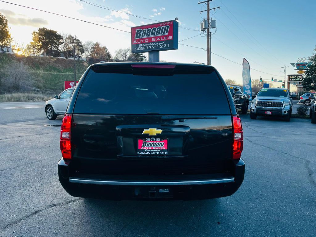 2013 Chevrolet Suburban Image 6