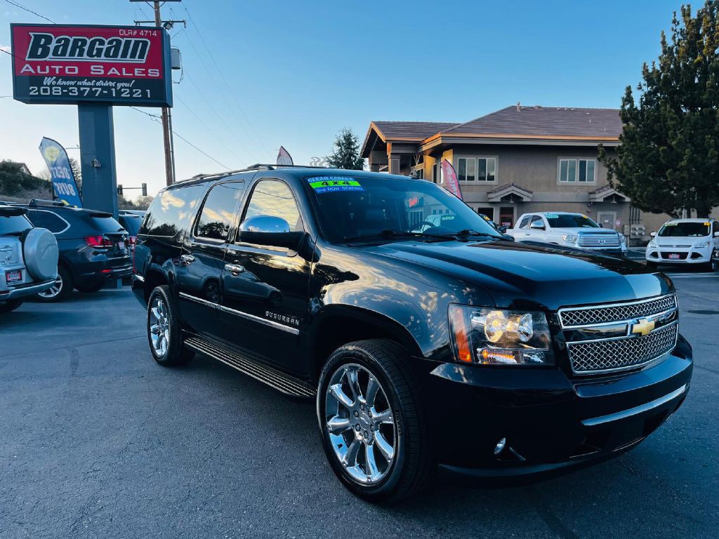2013 Chevrolet Suburban Image 9